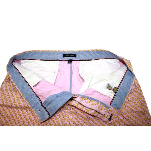 Tommy Hilfiger TH Flex 9” Chino Shorts Banana Print Mens Size 36 Pink / Yellow - Picture 3 of 9